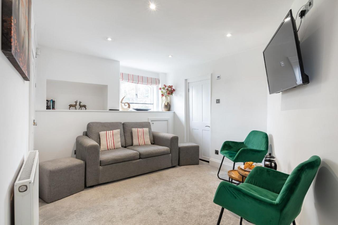 Castle Properties: The Duchess, 3 Bed Family Cottage 윈저 외부 사진