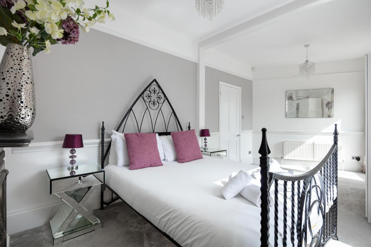 Castle Properties: The Duchess, 3 Bed Family Cottage 윈저 외부 사진